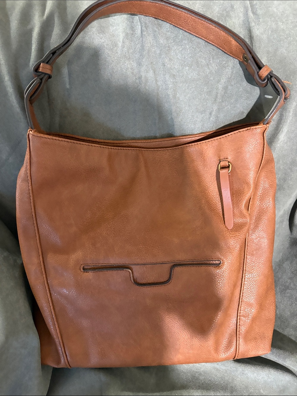 Everyday Pebbled Shoulder Bag in Cognac